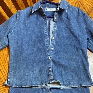 JEAN 2 piece Capri pants and waist length top